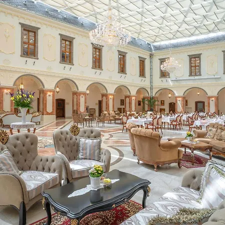 Galicia Nueva, Castle Hotel