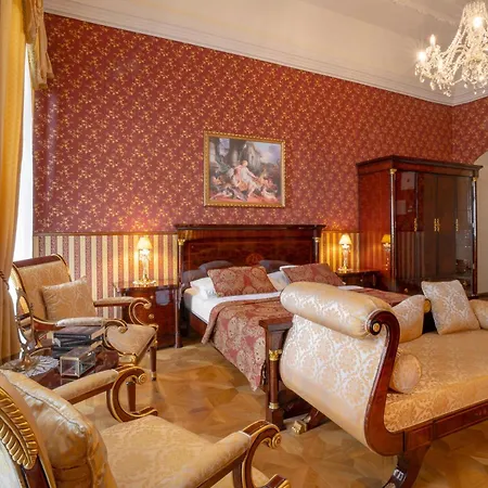 Galicia Nueva, Castle Hotel