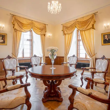 Galicia Nueva, Castle 4* Lučenec