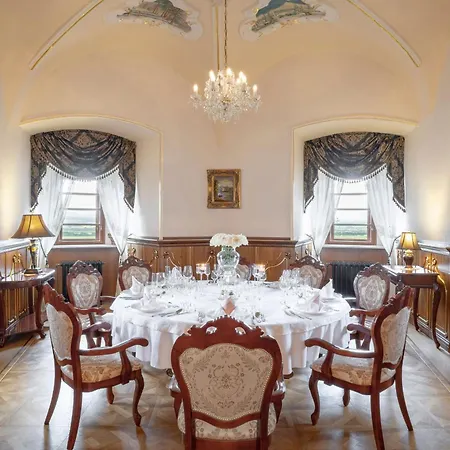 Galicia Nueva, Castle 4* Lučenec