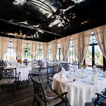 Galicia Nueva, Castle Losonc