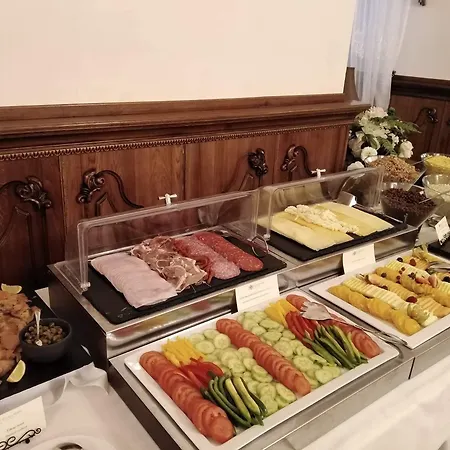 Galicia Nueva, Castle 4* Lučenec