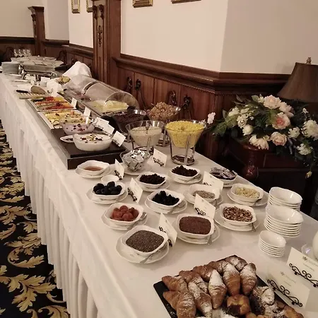 Galicia Nueva, Castle Hotel