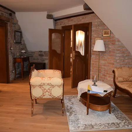 Szálloda Galicia Nueva, Castle 4*