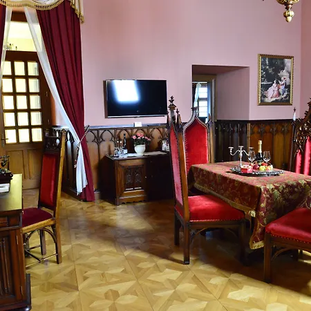 Hotel Galicia Nueva, Castle Lučenec