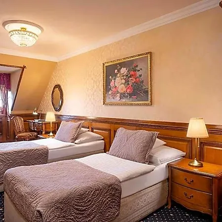 Hotel Galicia Nueva, Castle