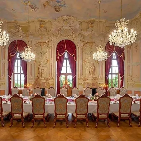 Galicia Nueva, Castle Hotel Lučenec