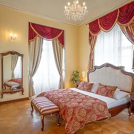 Galicia Nueva, Castle 4* Lučenec