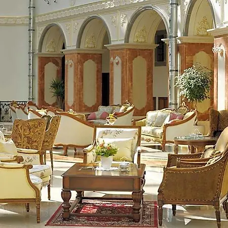 Hotel Galicia Nueva, Castle Lučenec