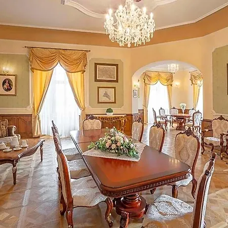 Galicia Nueva, Castle 4* Lučenec