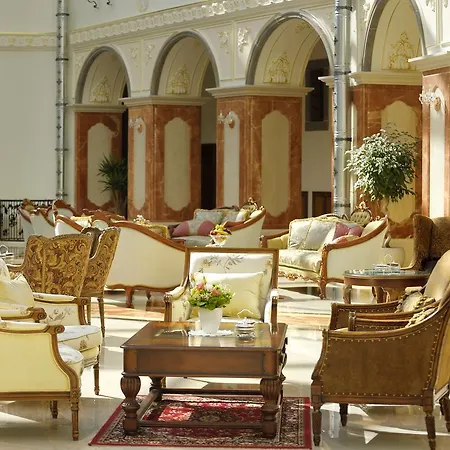 Hotel Galicia Nueva, Castle